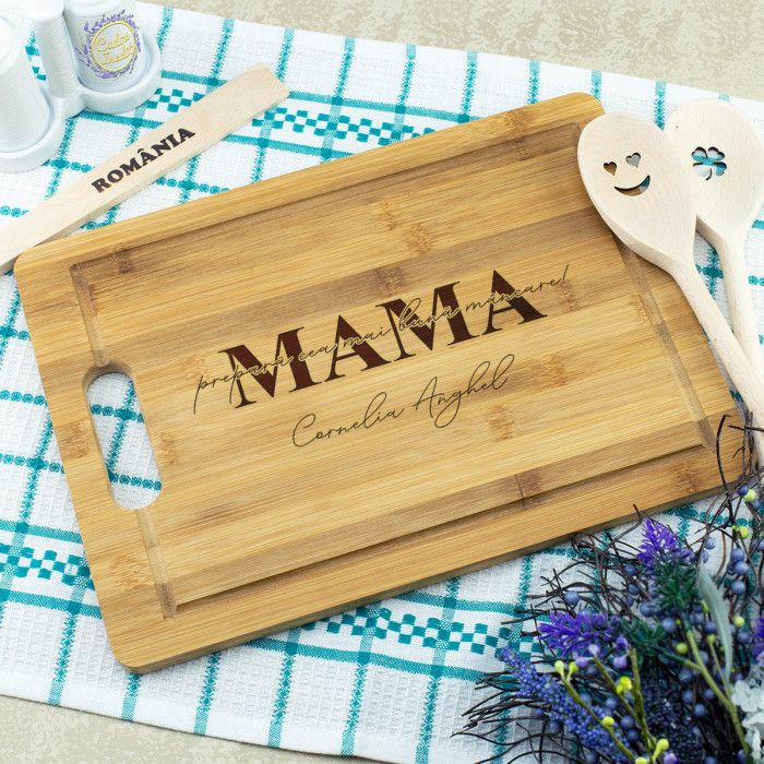 Tocator personalizat Mama, Cea mai buna bucatareasa, Cadou personalizat Bambus